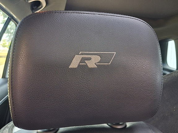 Volkswagen Tiguan 12 of 16