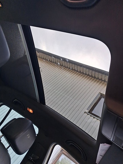 Volkswagen Tiguan 9 of 16