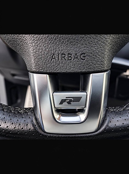 Volkswagen Tiguan 12 of 12
