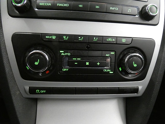 Skoda Octavia Scout 10 of 15