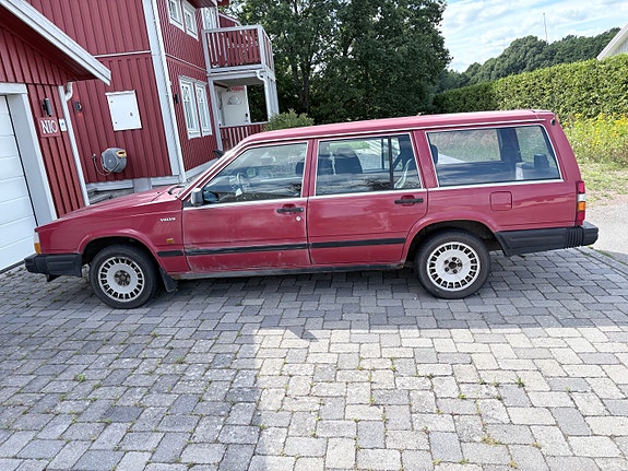 Volvo 740 4 of 8