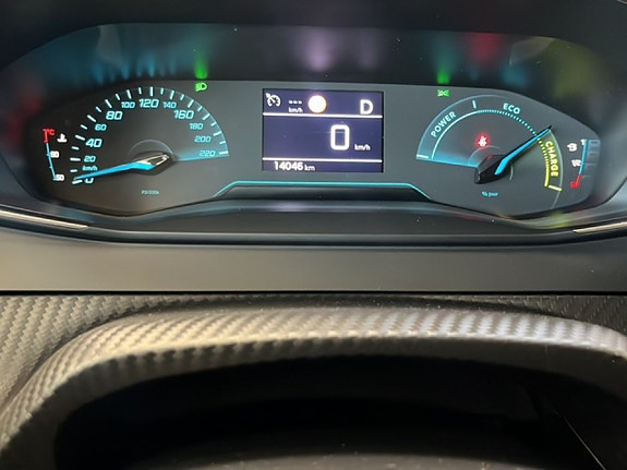 Peugeot 2008 10 of 17