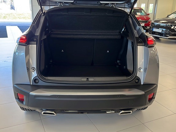 Peugeot 2008 14 of 17