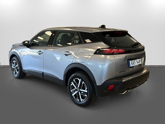 Peugeot 2008 6 of 17