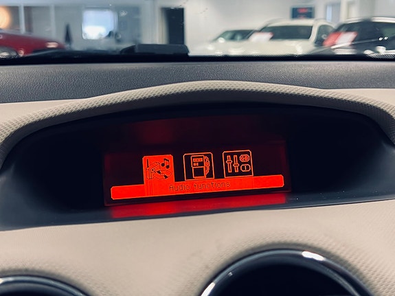 Peugeot 308 SW 20 of 21