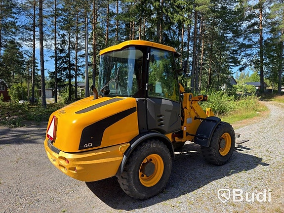 Hjullastare JCB 406 | 3 491 h | 3 Redskap | 2006 via auktion 5 of 5