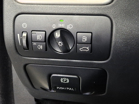 Volvo V70 10 of 21