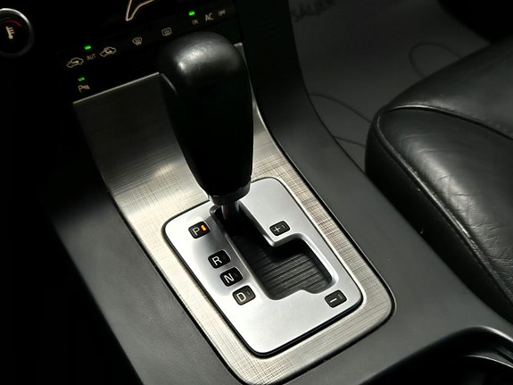 Volvo V70 15 of 21