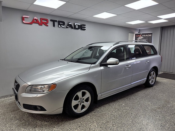 Volvo V70 2 of 21