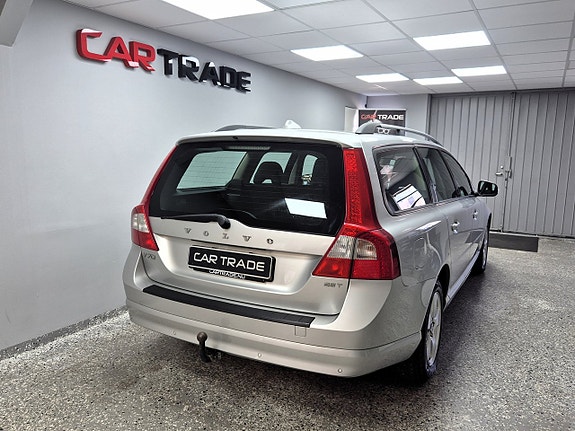 Volvo V70 6 of 21