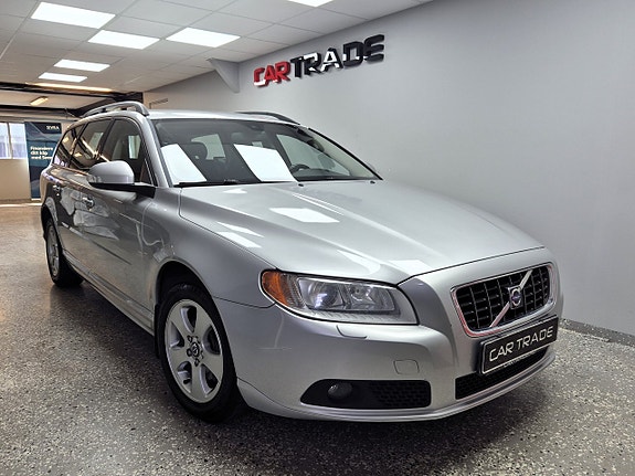 Volvo V70 3 of 21