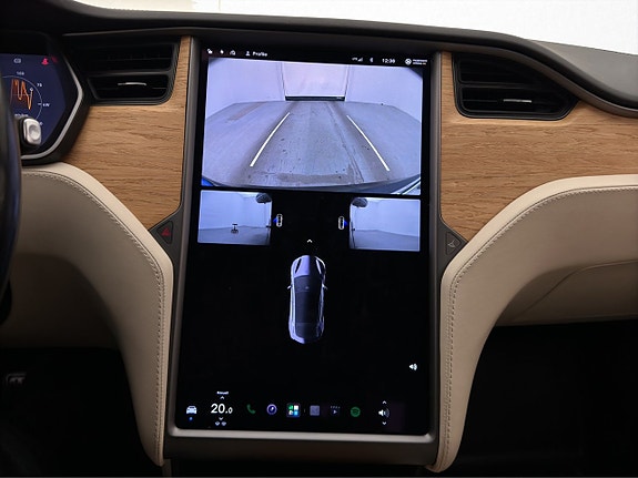 Tesla Model S 21 of 29