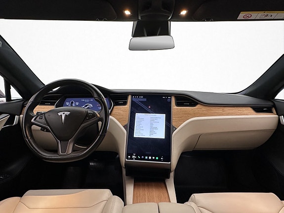Tesla Model S 16 of 29