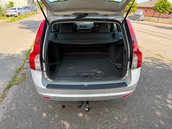 Volvo V50 9 of 11