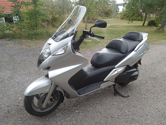 Honda Silwerwing FJS600 OBS 2800 Mil