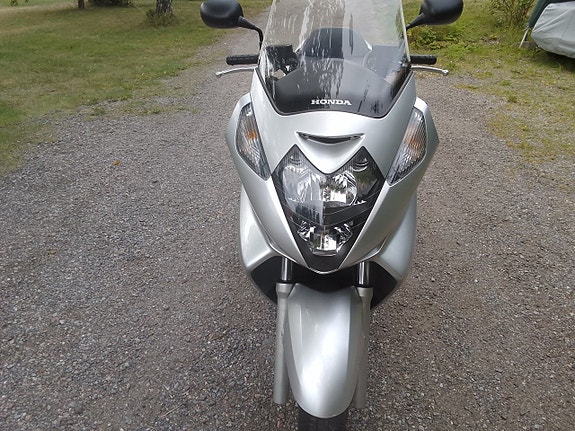 Honda Silwerwing FJS600 OBS 2800 Mil 6 of 7