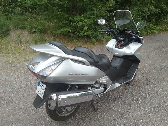 Honda Silwerwing FJS600 OBS 2800 Mil 4 of 7