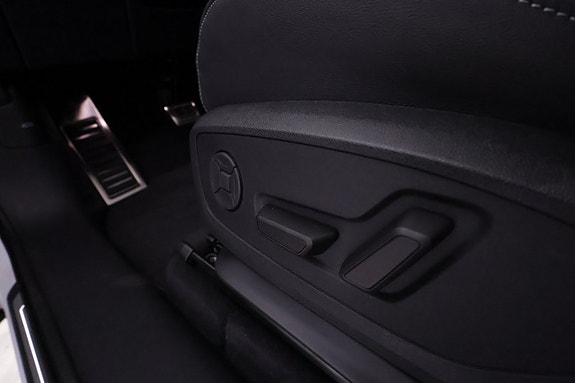Audi Q6 e-tron 9 of 18