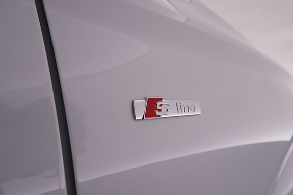 Audi Q6 e-tron 15 of 18