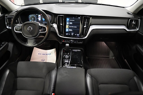 Volvo V60 10 of 23