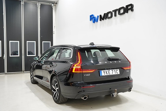 Volvo V60 4 of 23