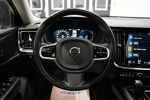 Volvo V60 11 of 23