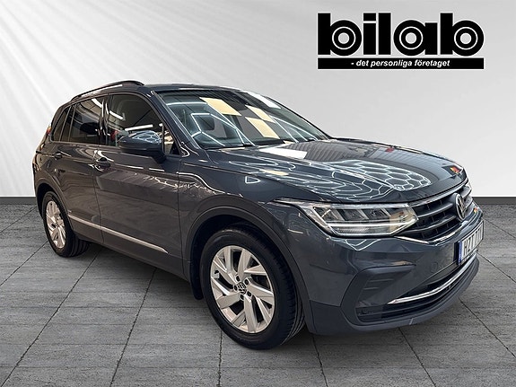 Volkswagen Tiguan 2 of 9