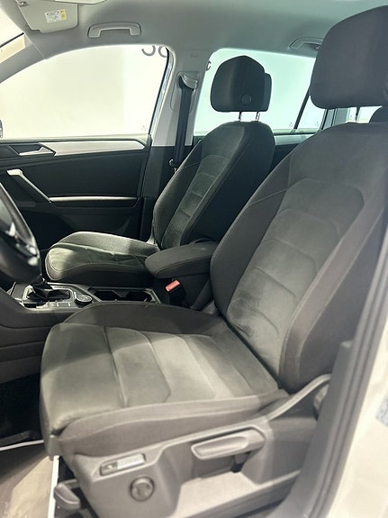 Volkswagen Tiguan 13 of 20