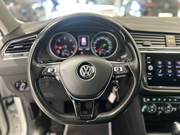 Volkswagen Tiguan 18 of 20