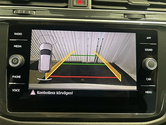 Volkswagen Tiguan 17 of 20