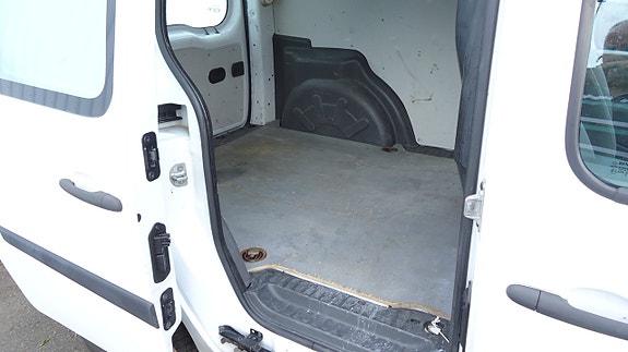 Renault Kangoo Express 17 of 18