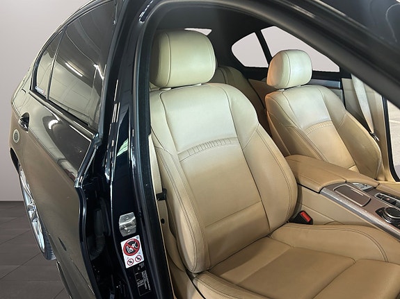 BMW 520d 15 of 26