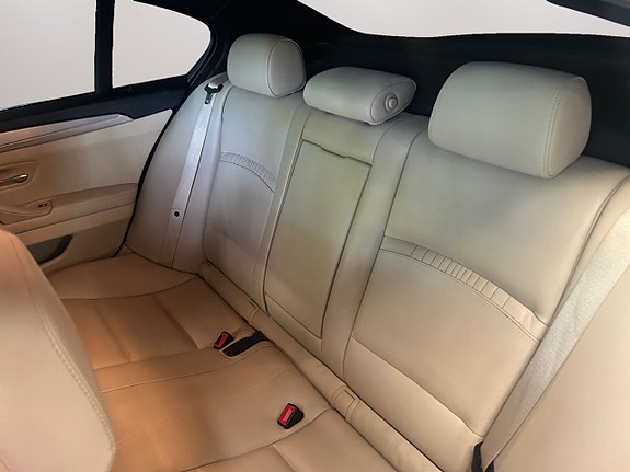 BMW 520d 14 of 26