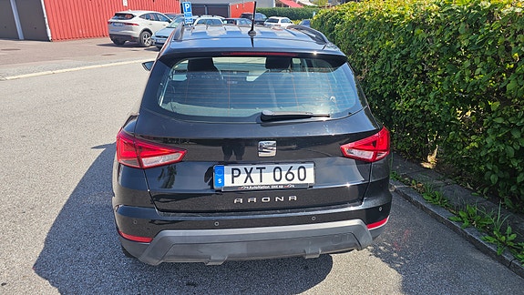 Seat Arona 3 of 8