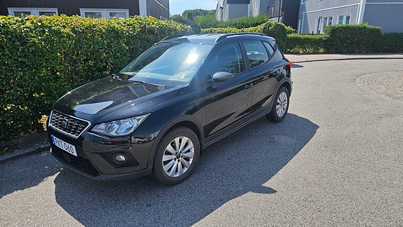 Seat Arona 2 of 8