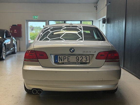 BMW 325i 24 of 25