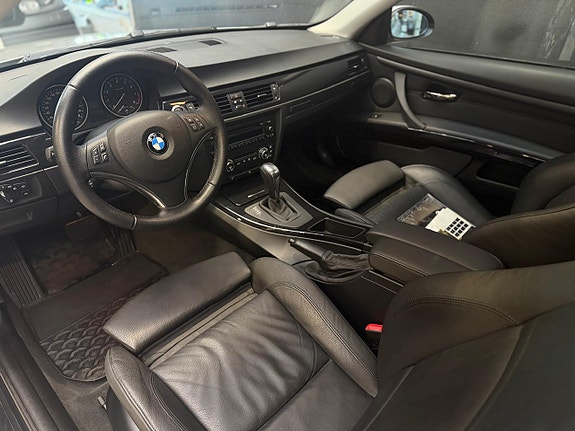 BMW 325i 7 of 25