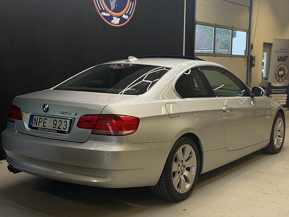 BMW 325i 23 of 25