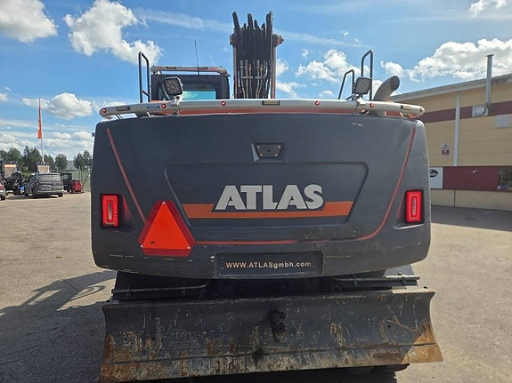 Atlas 160 W 4 of 17