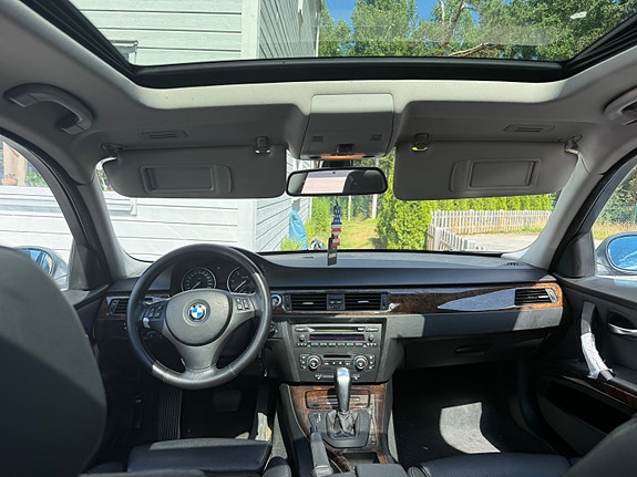 BMW 335d 8 of 11