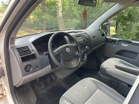Volkswagen Transporter 9 of 12