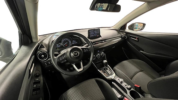 Mazda 2 8 of 15