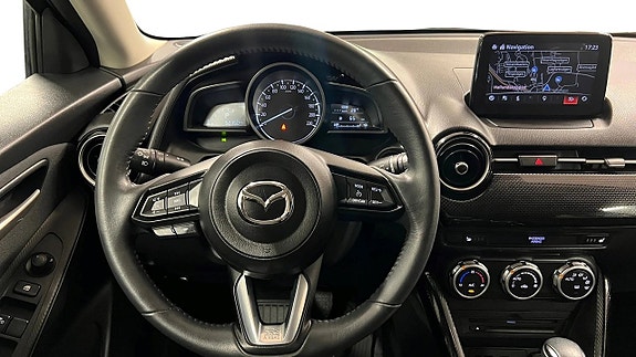Mazda 2 7 of 15