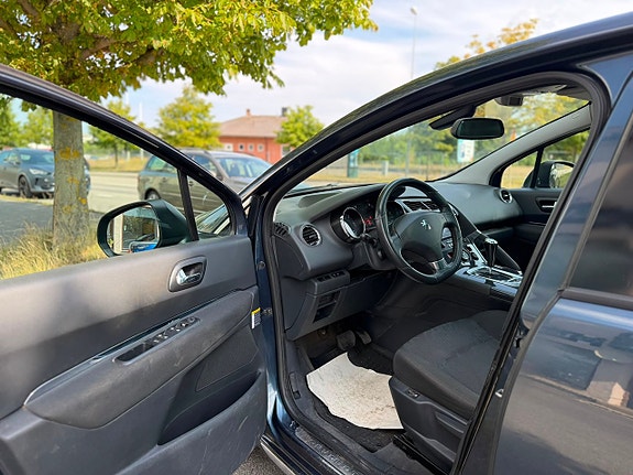 Peugeot 3008 4 of 11