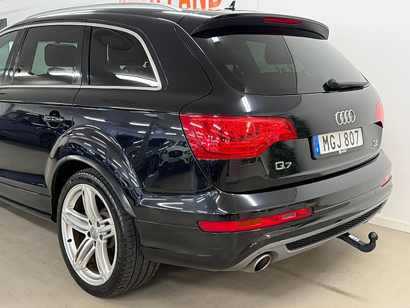 Audi Q7 6 of 29