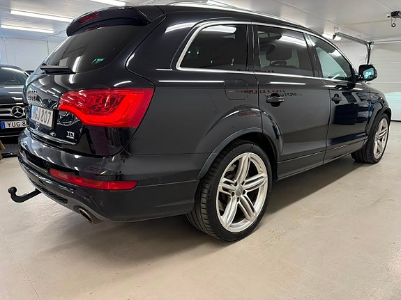 Audi Q7 10 of 29