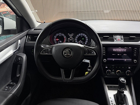 Skoda Octavia 12 of 18