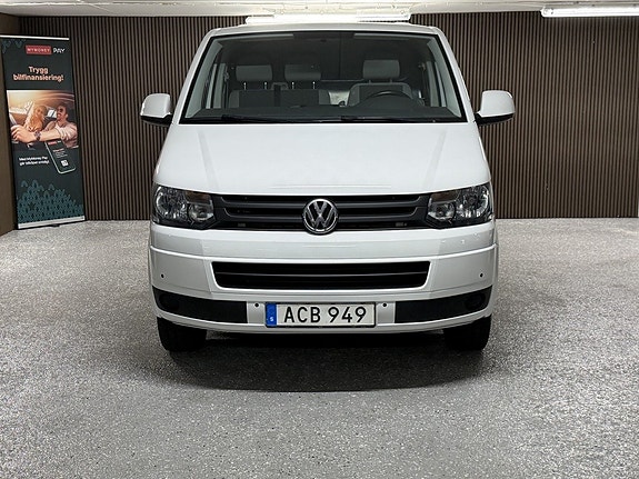 Volkswagen Transporter 2 of 16