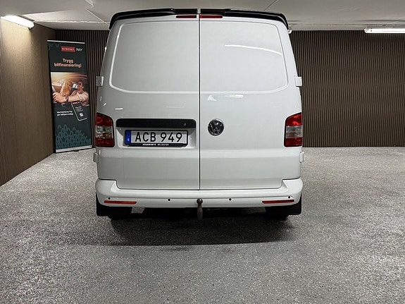Volkswagen Transporter 6 of 16