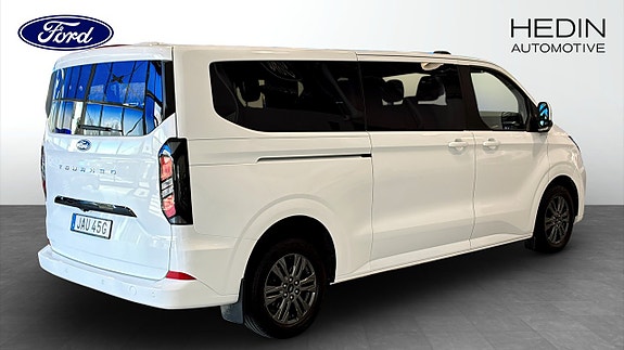Ford Custom Tourneo 2 of 12